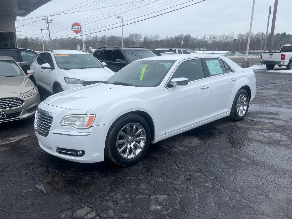 2012 Chrysler 300 Limited's photo