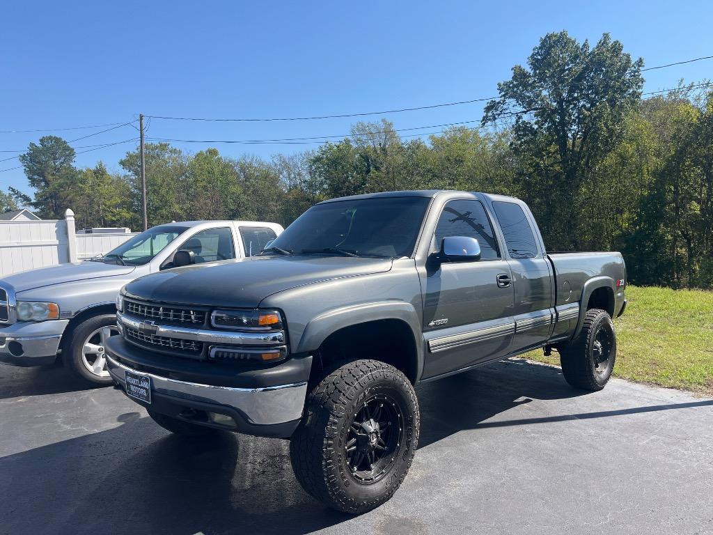 2001 Chevrolet Silverado LT's photo