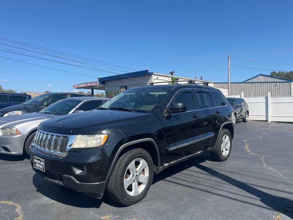 2011 Jeep Grand Cherokee Laredo's photo