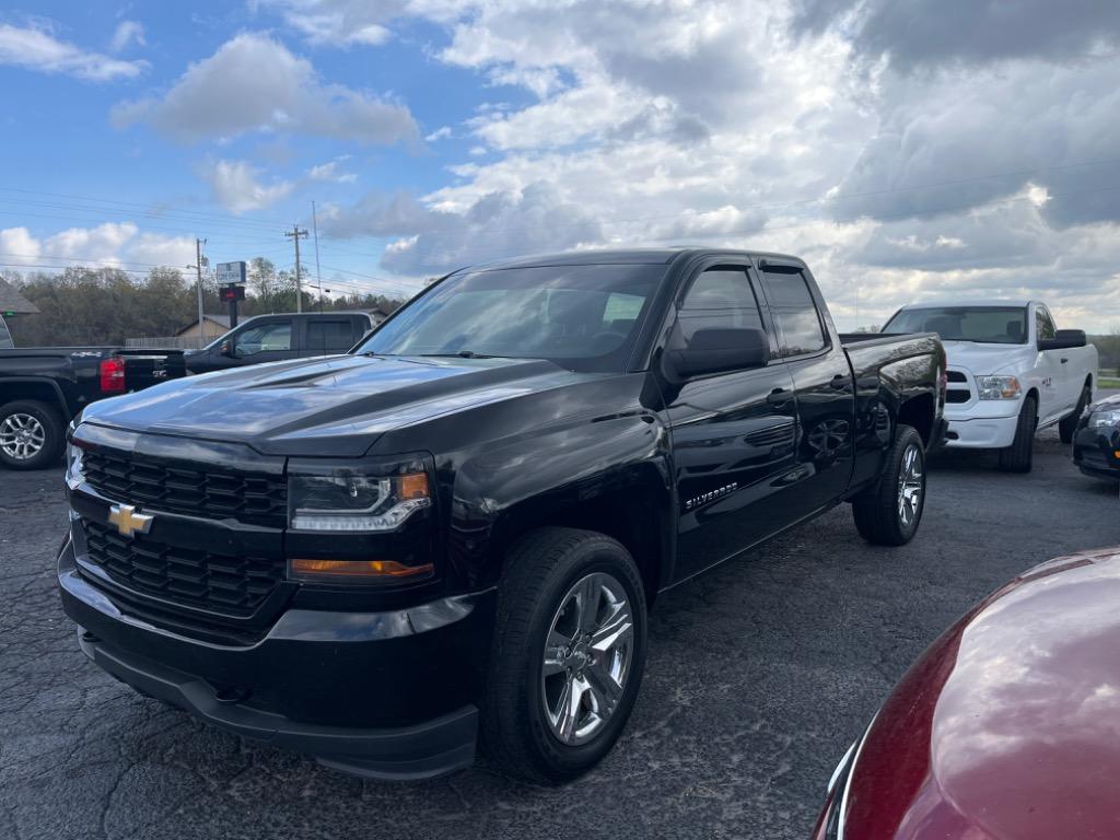 2017 Chevrolet Silverado 1500 Custom's photo