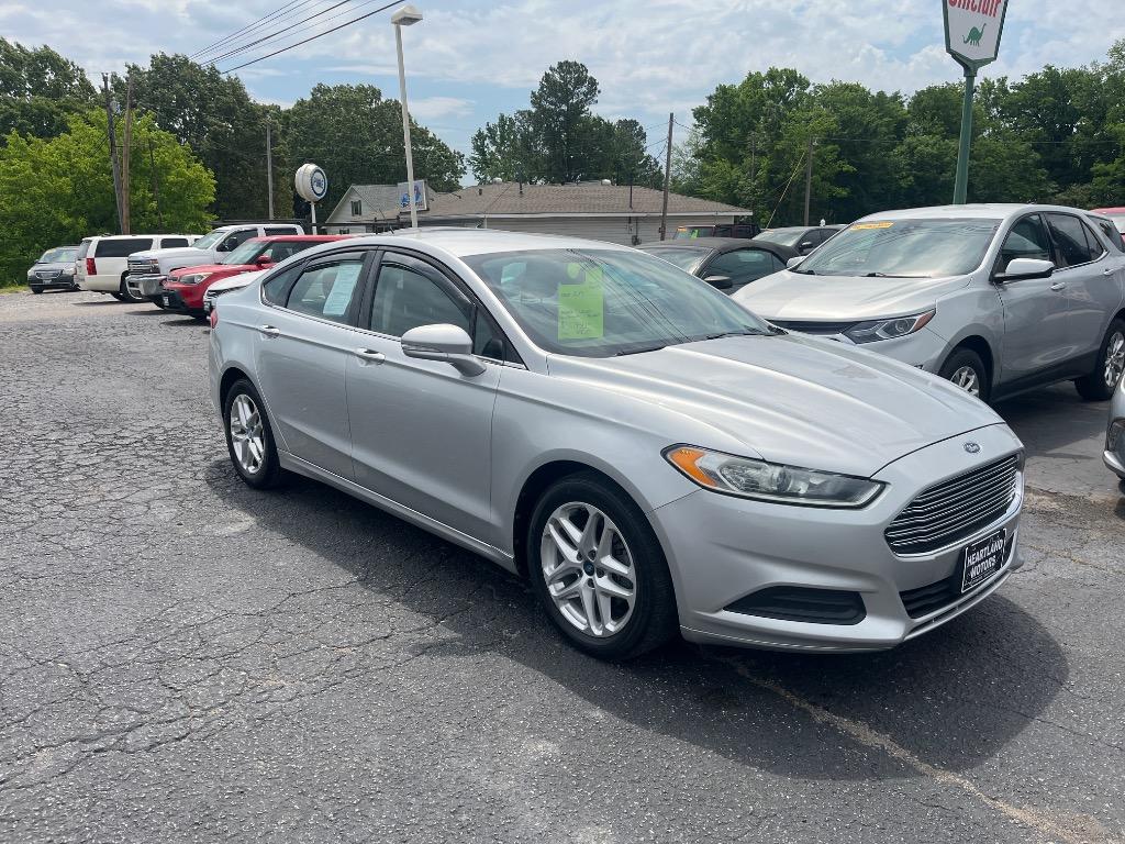2013 Ford Fusion SE I4 FWD's photo